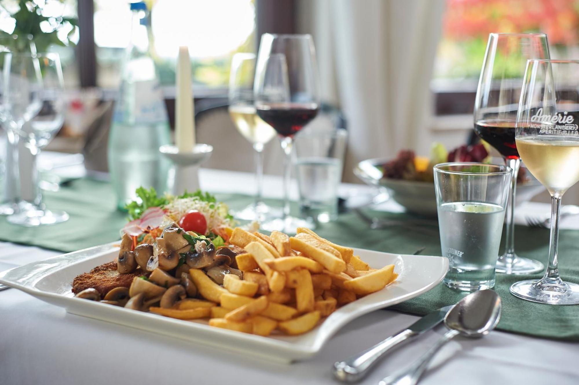 Hotel Restaurant Waldschloesschen 리에넨 외부 사진