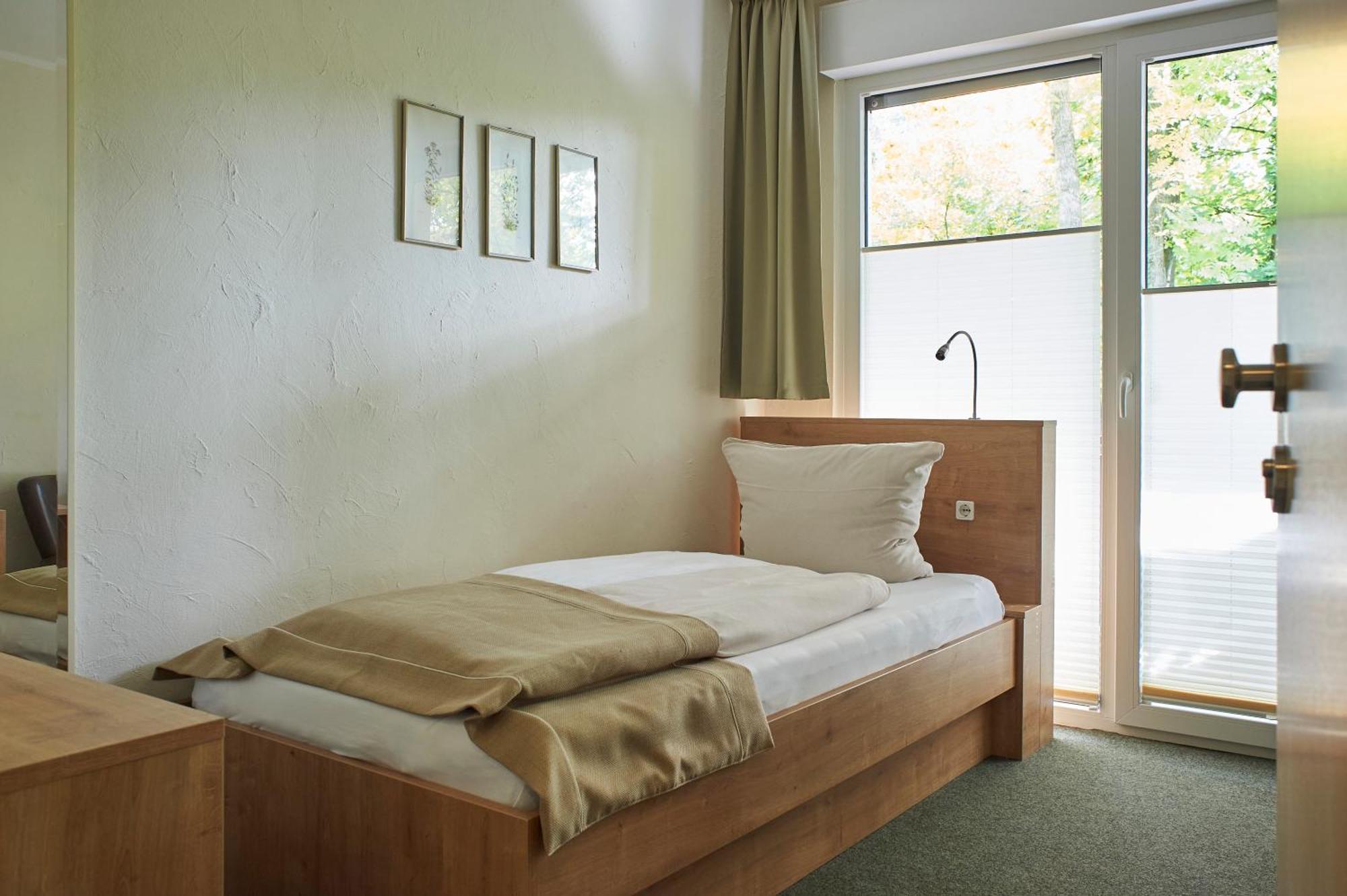 Hotel Restaurant Waldschloesschen 리에넨 외부 사진