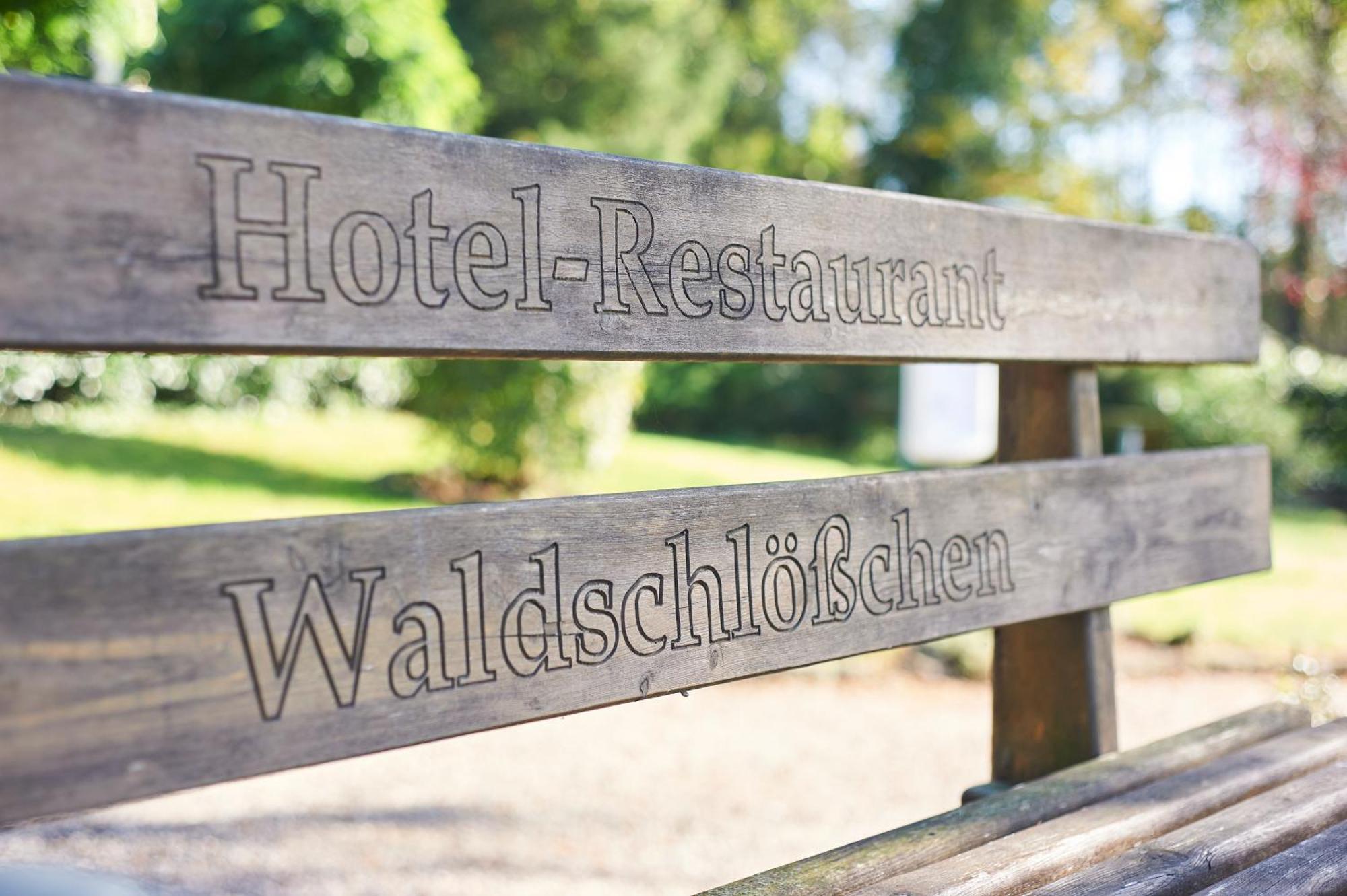 Hotel Restaurant Waldschloesschen 리에넨 외부 사진