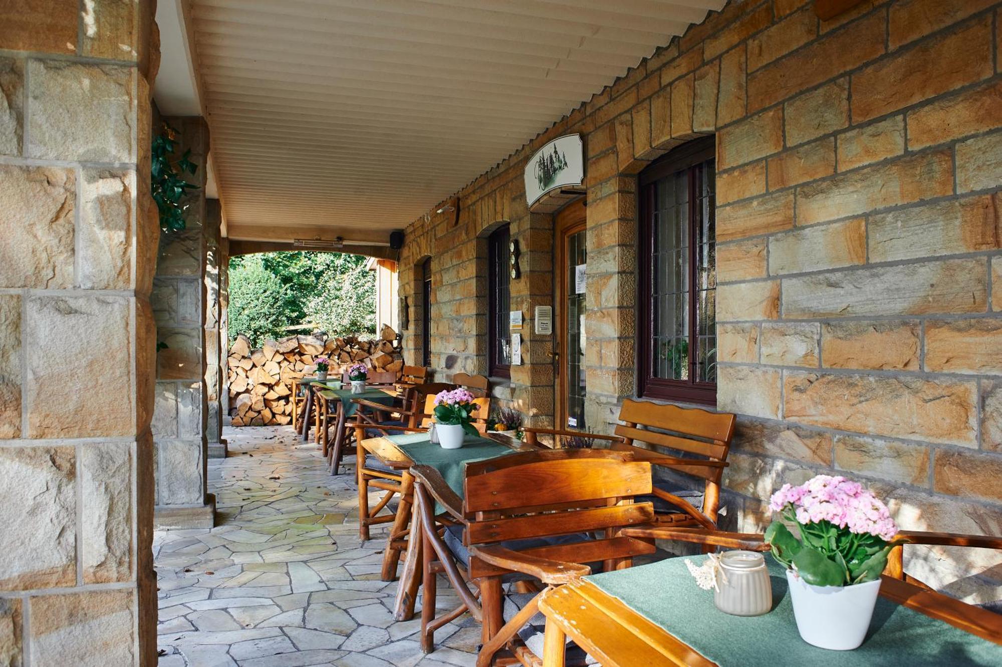 Hotel Restaurant Waldschloesschen 리에넨 외부 사진