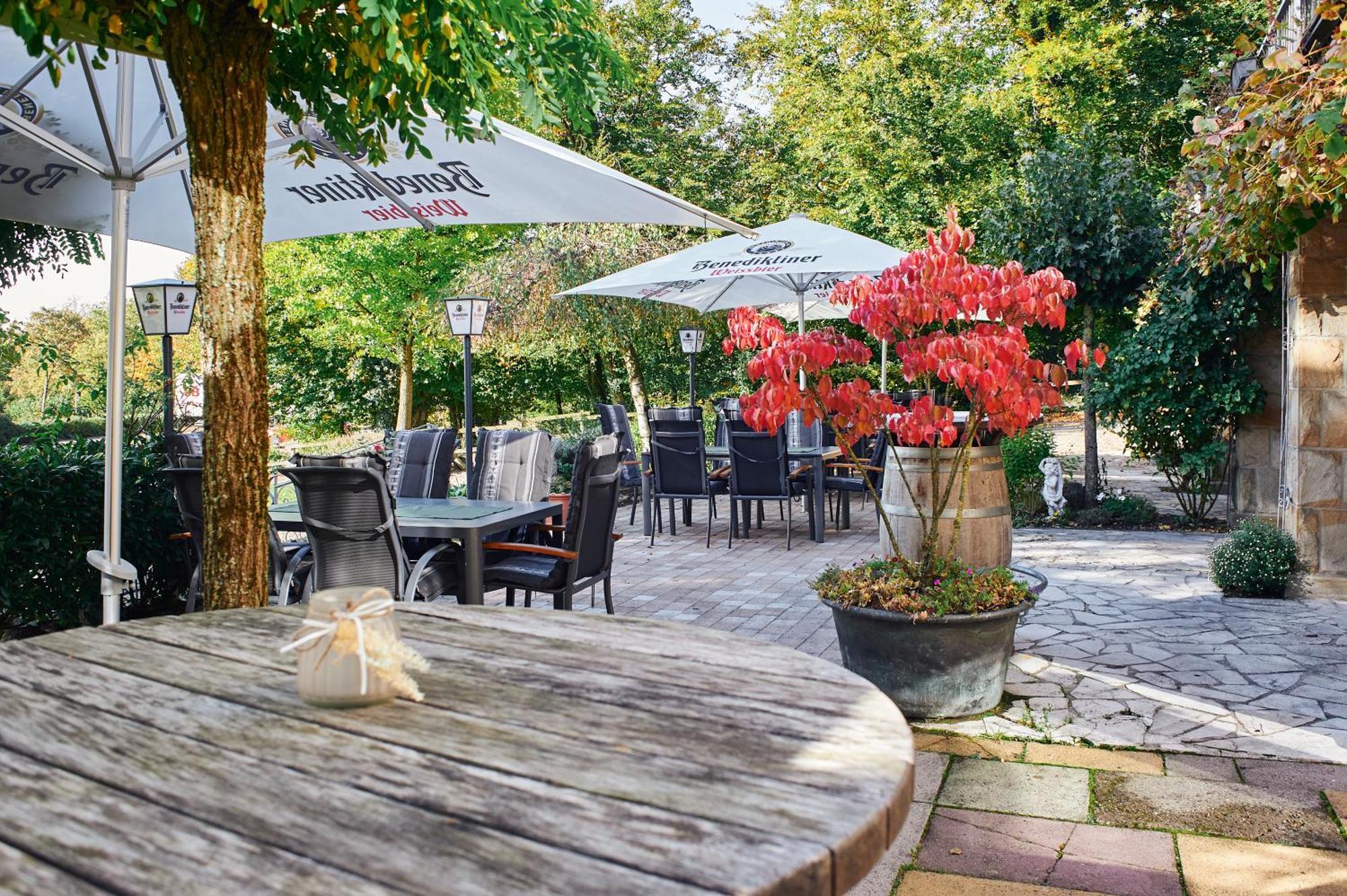Hotel Restaurant Waldschloesschen 리에넨 외부 사진