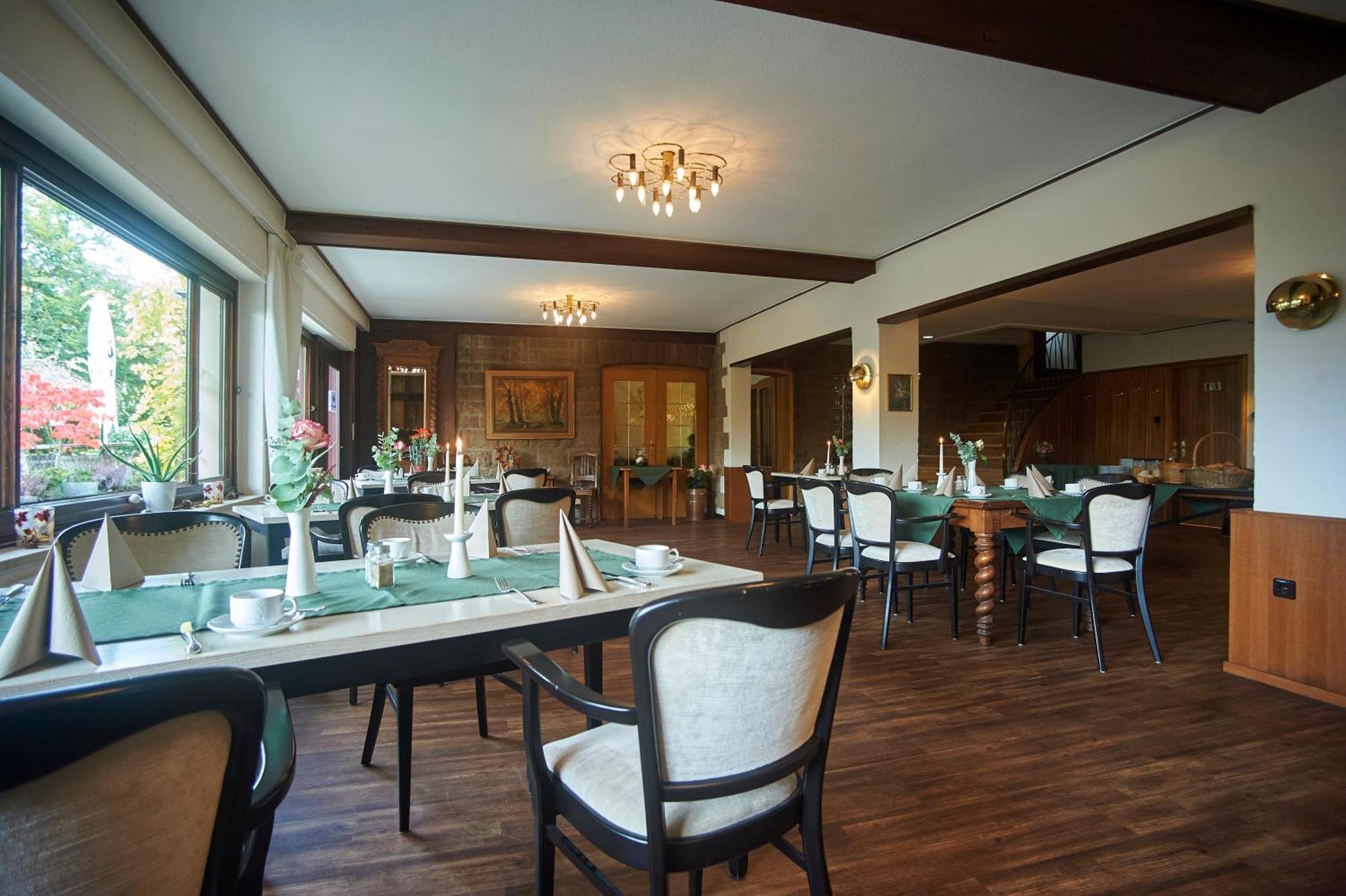 Hotel Restaurant Waldschloesschen 리에넨 외부 사진